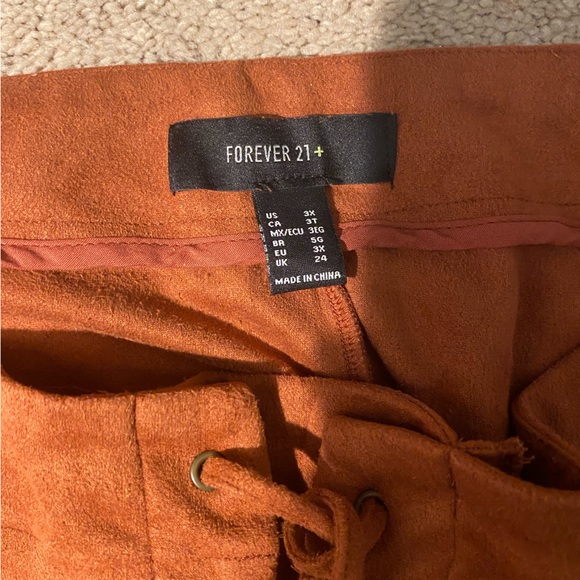 Forever 21 Plus Size Lace-Up Faux Suede Flare Pants - Picture 4 of 5